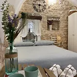 Alojamento de Acomodação e Pequeno-almoço Domus Klara 4*