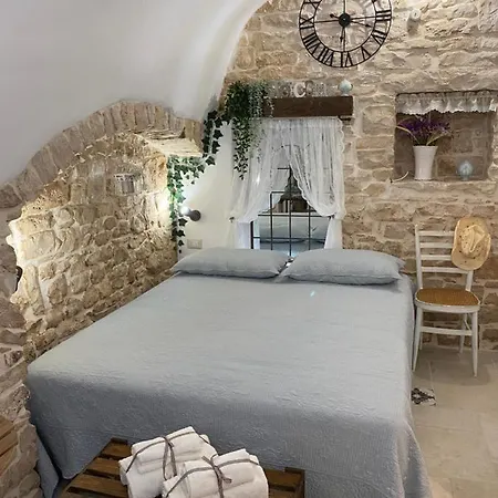 Bed & Breakfast Domus Klara 3*