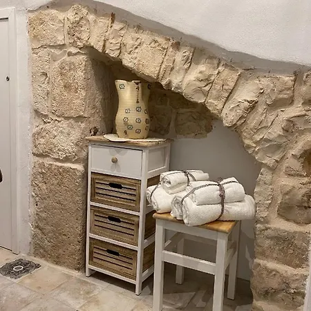 Domus Klara Bed & Breakfast *