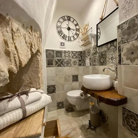 Domus Klara Bed and breakfast