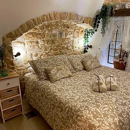 Domus Klara 3* Turi
