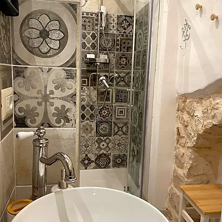 Bed & Breakfast Domus Klara 3*