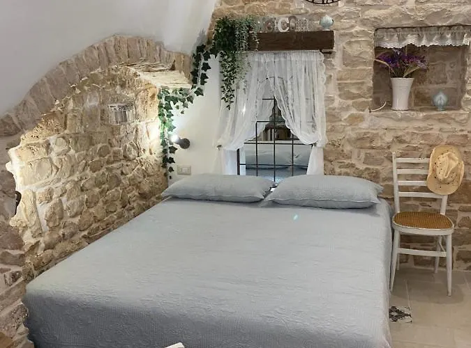 Bed & Breakfast Domus Klara 4*